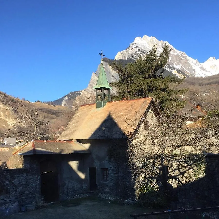 Chateau Du Vigny - Gite Villa Saint-Michel-de-Maurienne 0*,