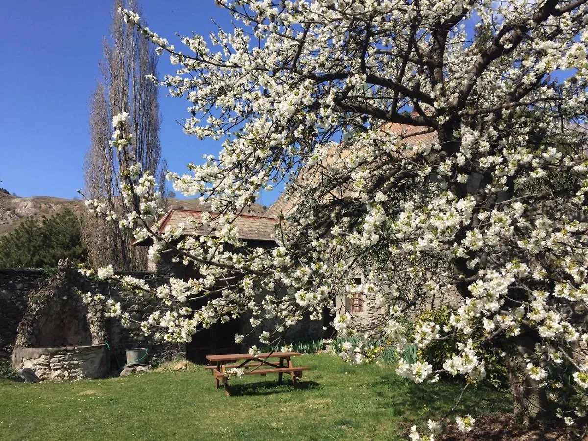 Chateau Du Vigny - Gite Villa Saint-Michel-de-Maurienne Holiday home